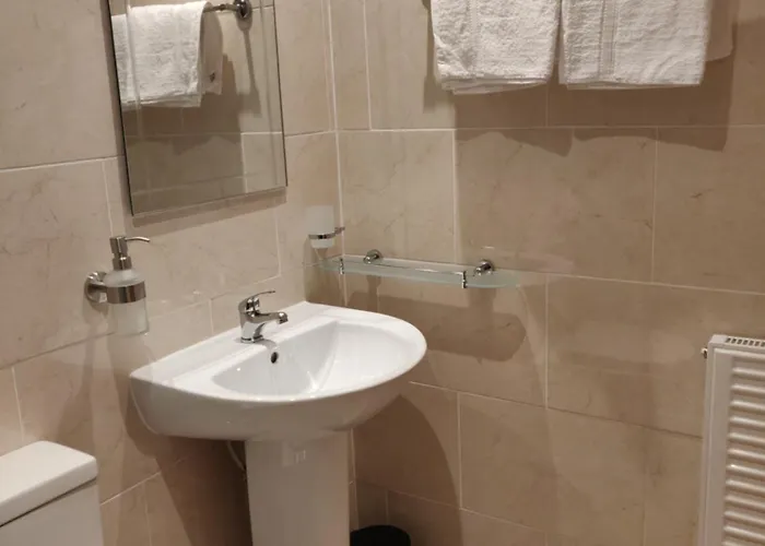 Alojamento de Acomodação e Pequeno-almoço Slieve Bloom Manor Killarney